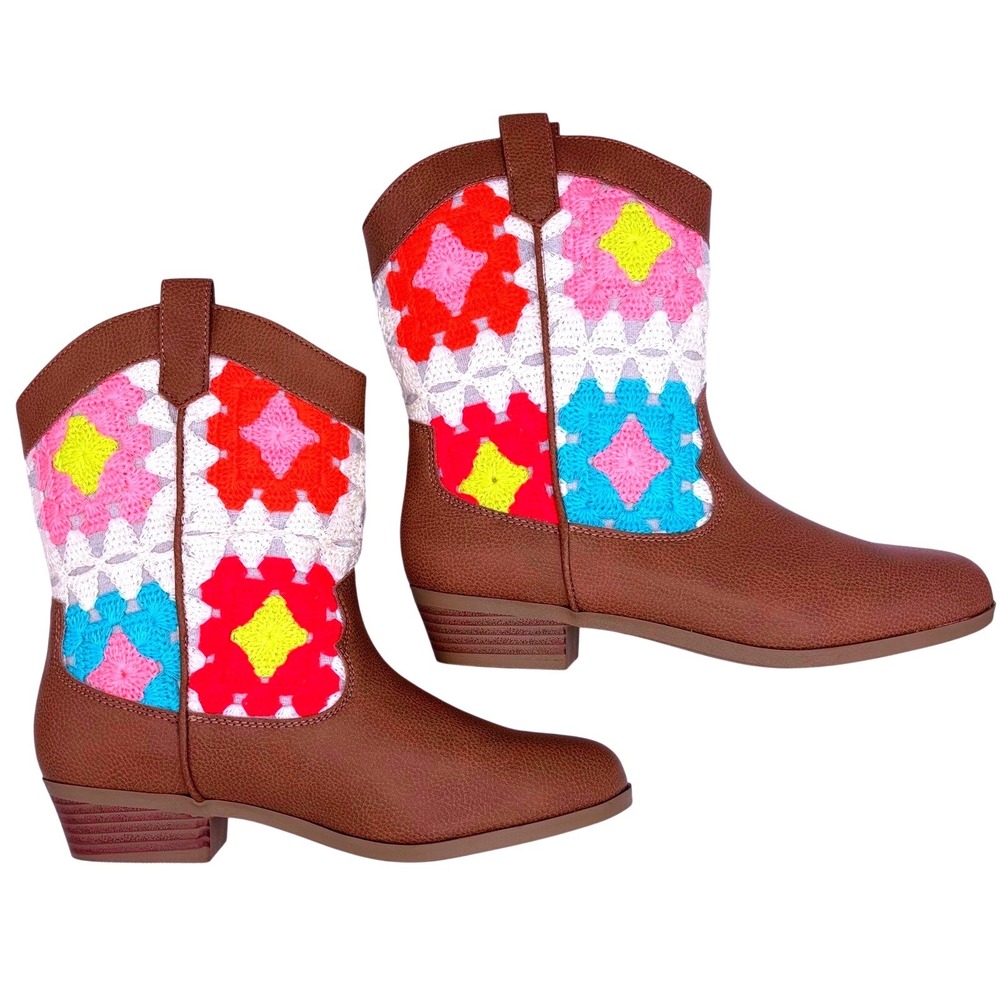 Womens Brown Crochet Floral Ankle Boots Western Style Size 4 Medium New In Box
